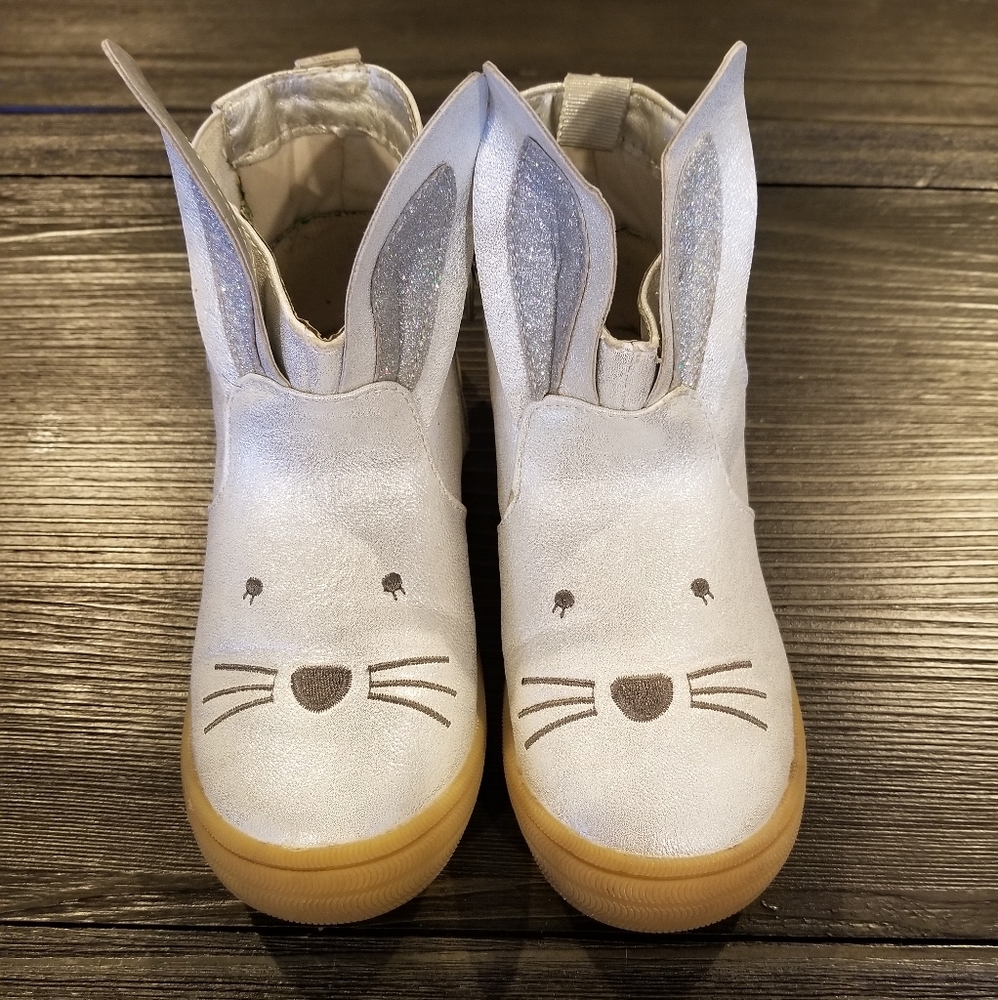 Girls size 12 Bunny Booties